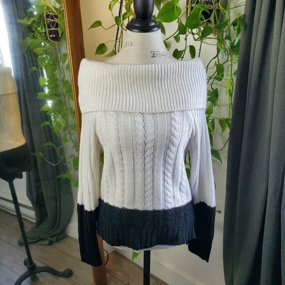 SUZY SHIER | Off The Shoulder Cable knit Long Sleeve Black White Sweater (M) - Picture 7 of 10